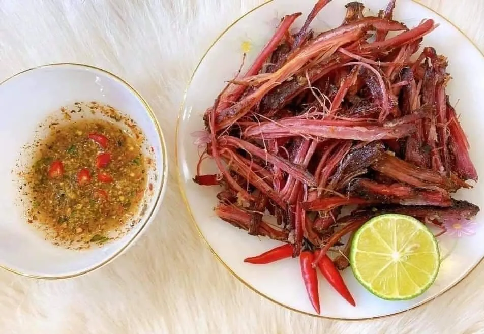 Đồ khô Việt Nam mang sang Hàn dịp Tết có món nào nguy cơ cao bị chặn không mọi người?