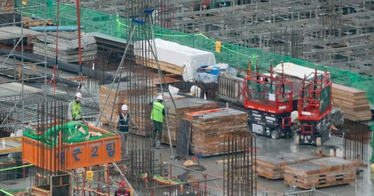 2026 sẽ là năm “căng nhất” với lao động tại Hàn Quốc: Bị kiểm tra từ lương, giờ làm đến an toàn lao động