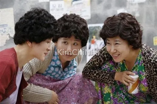 "Ajumma Power": Sự trỗi dậy và vai trò không thể thiếu của phụ nữ trung niên trong xã hội Hàn Quốc