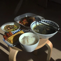 Tại sao người Hàn uống canh rong biển vào sinh nhật? 🎂