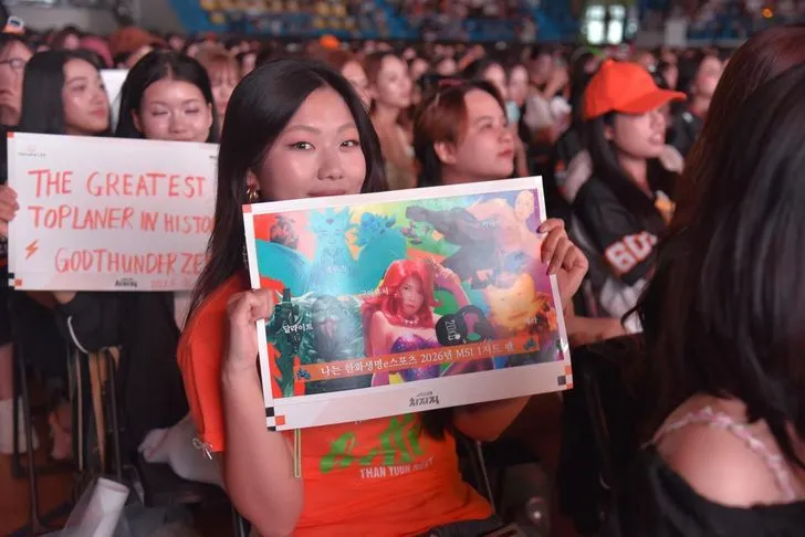 Gen Z Việt Nam mê tuyển thủ eSports Hàn Quốc như thần tượng K pop, thị trường Việt trở thành điểm đến chiến lược của các đội tuyển LCK
