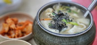 Quán Mì Dẹt Nổi Tiếng Nhất Seoul Có Thực Sự "Thần Thánh"?