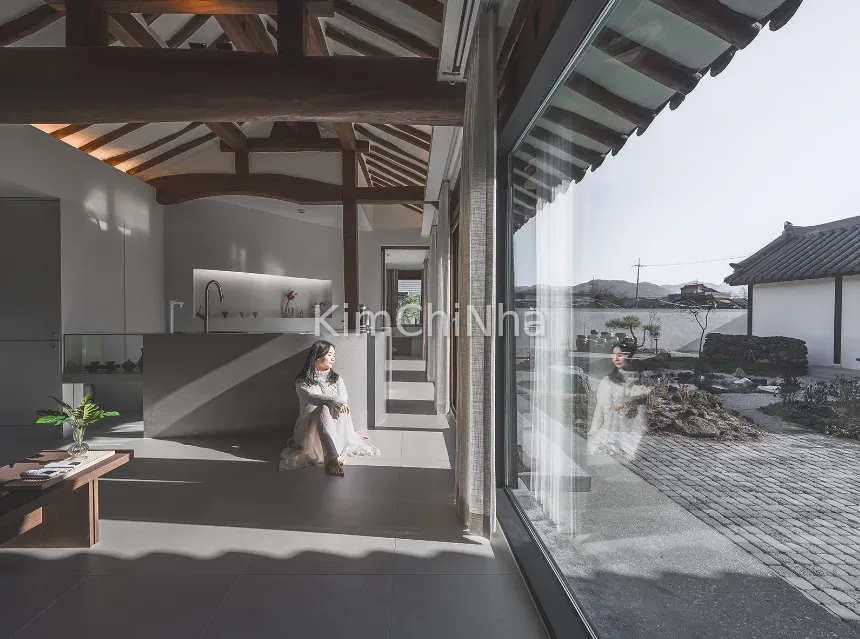 Hoyeondam: Một chiếc Hanok retreat tĩnh lặng giữa rừng núi Chuncheon