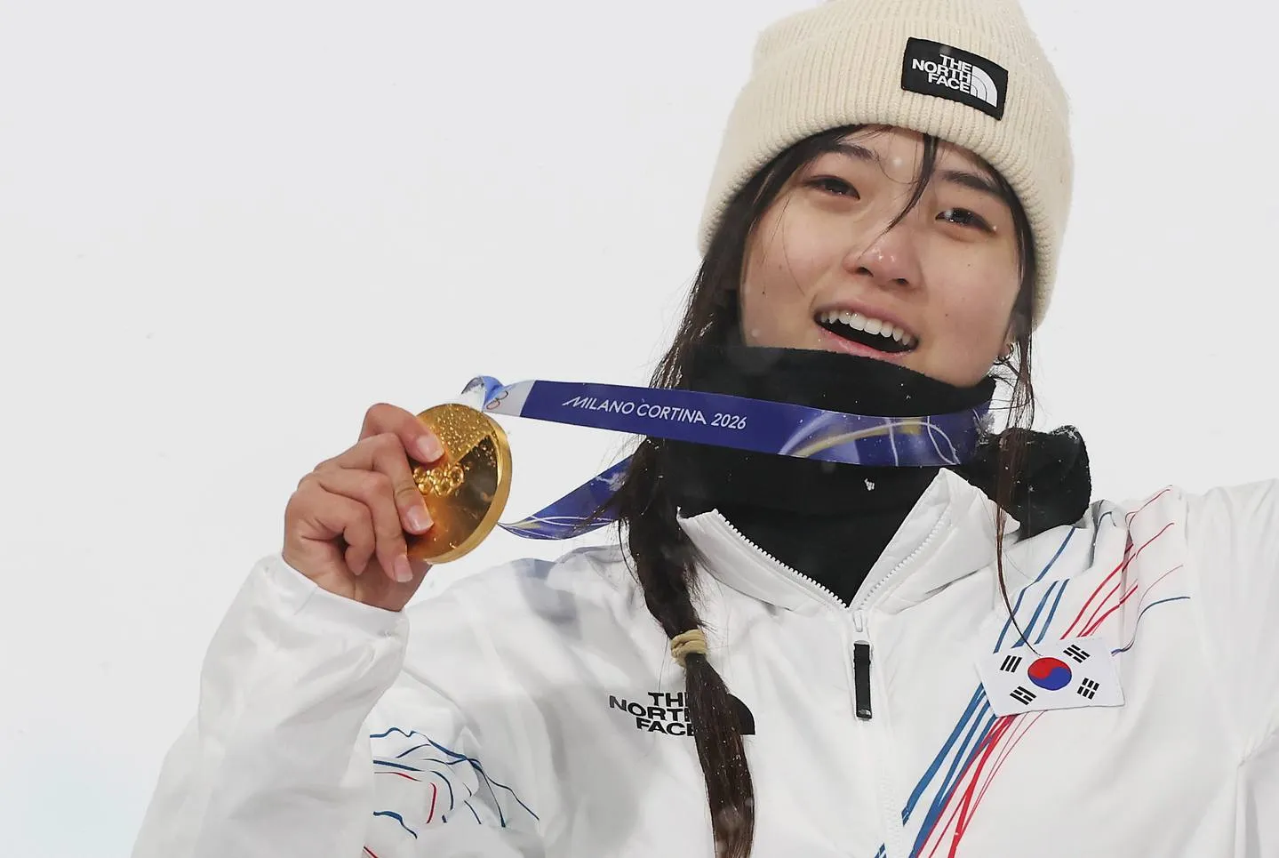 Hàn Quốc thưởng như thế nào cho Choi Gaon khi vẻ vang mang về tấm Huy chương Vàng Olympic mùa đông đầu tiên cho trượt tuyết Hàn Quốc