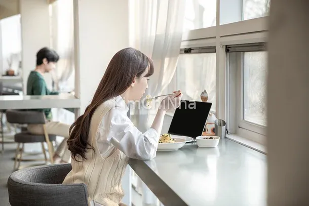 Văn hóa “Honbap” (혼밥) - Nét đẹp của sự tự do - Nghệ thuật  ăn một mình 