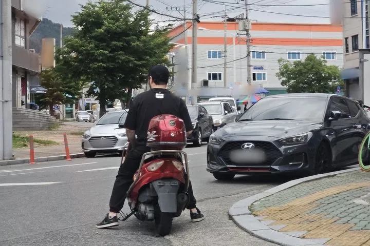 Báo động xe máy không biển số hoành hành tại khu công nghiệp Daegu, nguy cơ tai nạn và bỏ trốn ngày càng gia tăng