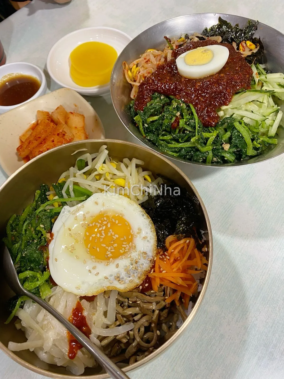 Bibimbap - Món ăn dọn tủ lạnh với hành trình 1000 năm từ bữa ăn nông dân