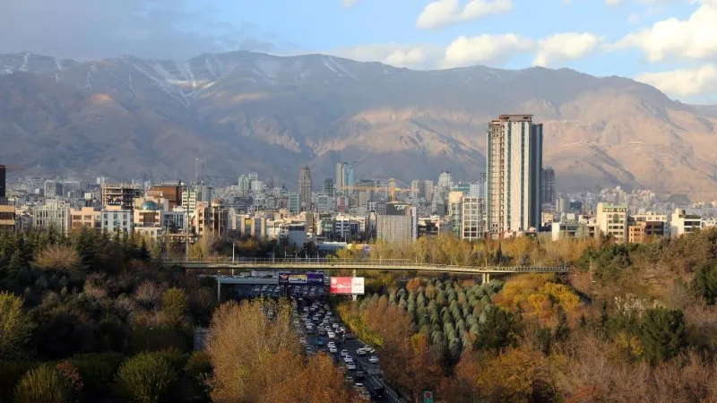 Hai người Hàn Quốc, bao gồm cả quan chức chính phủ, đã bị bắt ở Iran vì nghi ngờ buôn lậu