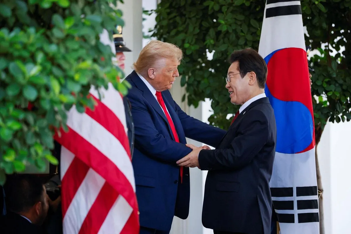 Tổng thống Mỹ Donald Trump đến Hàn Quốc, nhận Huân chương quốc gia cao nhất