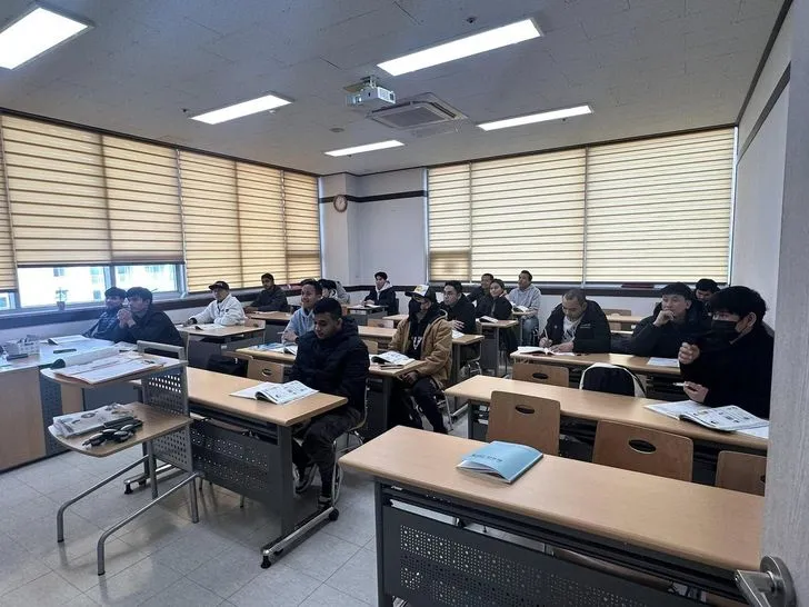 Incheon Triển Khai Đào Tạo An Toàn Lao Động Bằng Tiếng Mẹ Đẻ Để Bảo Vệ Lao Động Nước Ngoài