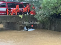Ba người chết, nhiều tòa nhà phải sơ tán do mưa lớn và ngập lụt tại khu vực Seoul mở rộng
