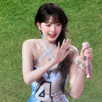 Jang Wonyoung (IVE) gây sốt mạng xã hội khi xuất hiện rực rỡ tại trận mở màn Coupang Play Series 2025