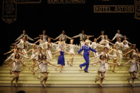 Broadway 42nd Street: Kinh thánh nhạc kịch chưa bao giờ lỗi thời
