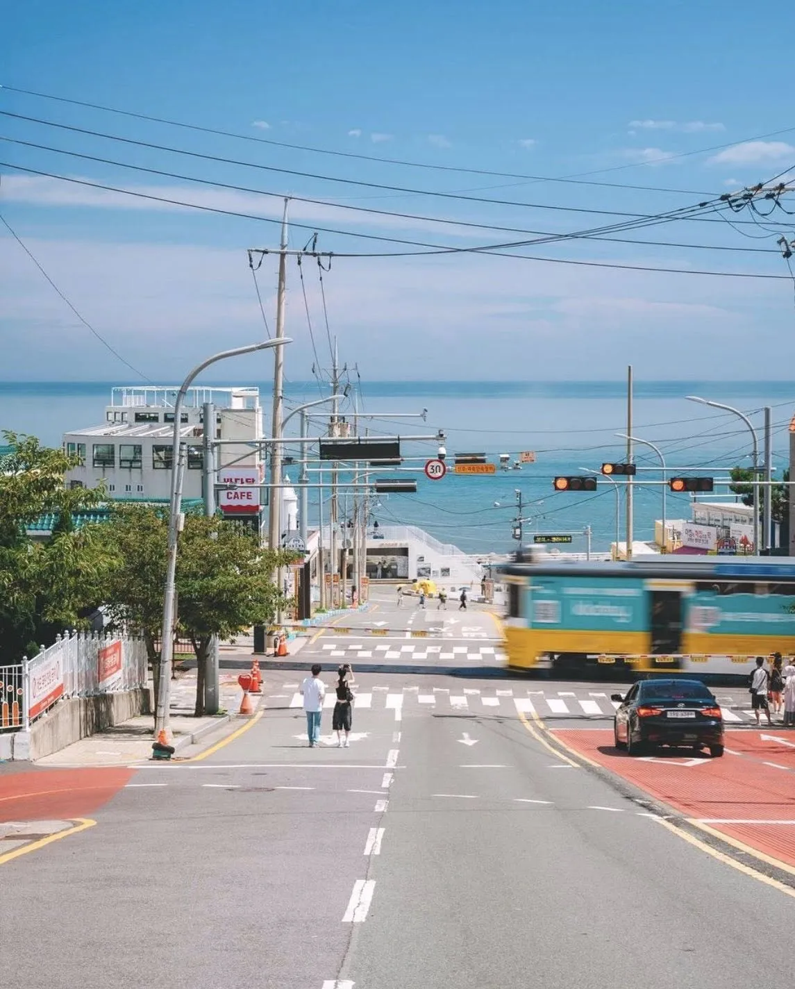 Cheongsapo Station: Trạm dừng chân của những thước phim điện ảnh ven biển 🌊 