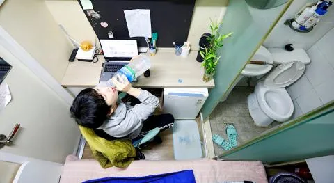 Goshiwon (고시원): Không gian sống hay chiếc hộp cô lập?