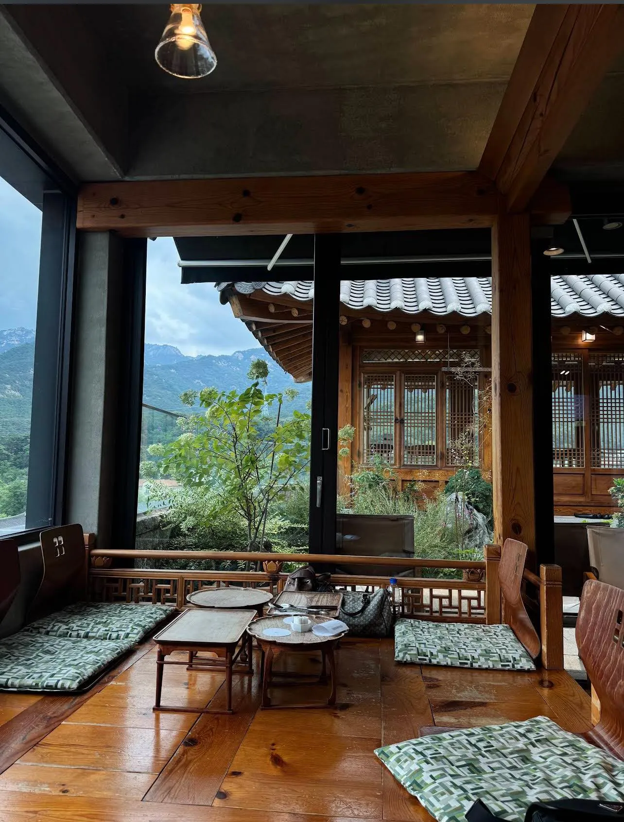 Irin Iljan: Trạm dừng chân tinh tế cho những tâm hồn yêu sự tĩnh lặng ☕🌿