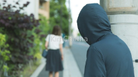 Sống một mình ở Hàn Quốc và bị theo dõi: Phải làm gì để bảo vệ bản thân?