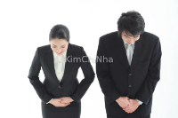 Phong tục cúi chào (인사) trong văn hóa Hàn Quốc - Ngôn ngữ của sự kính trọng