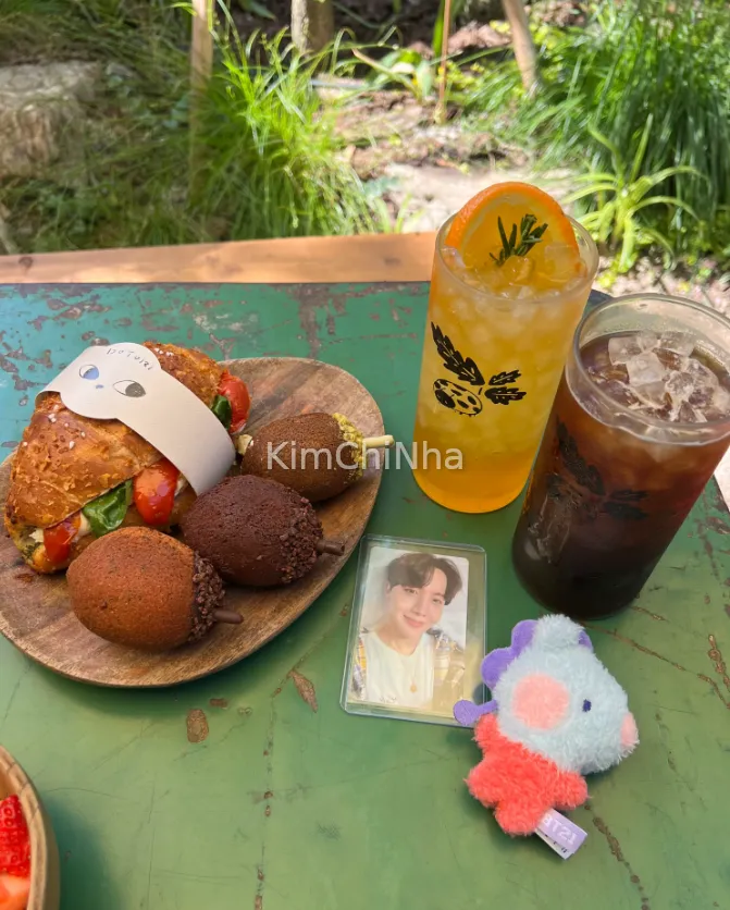 Review Dotori Garden Anguk: Khu vườn "Hạt dẻ" như lạc vào cổ tích