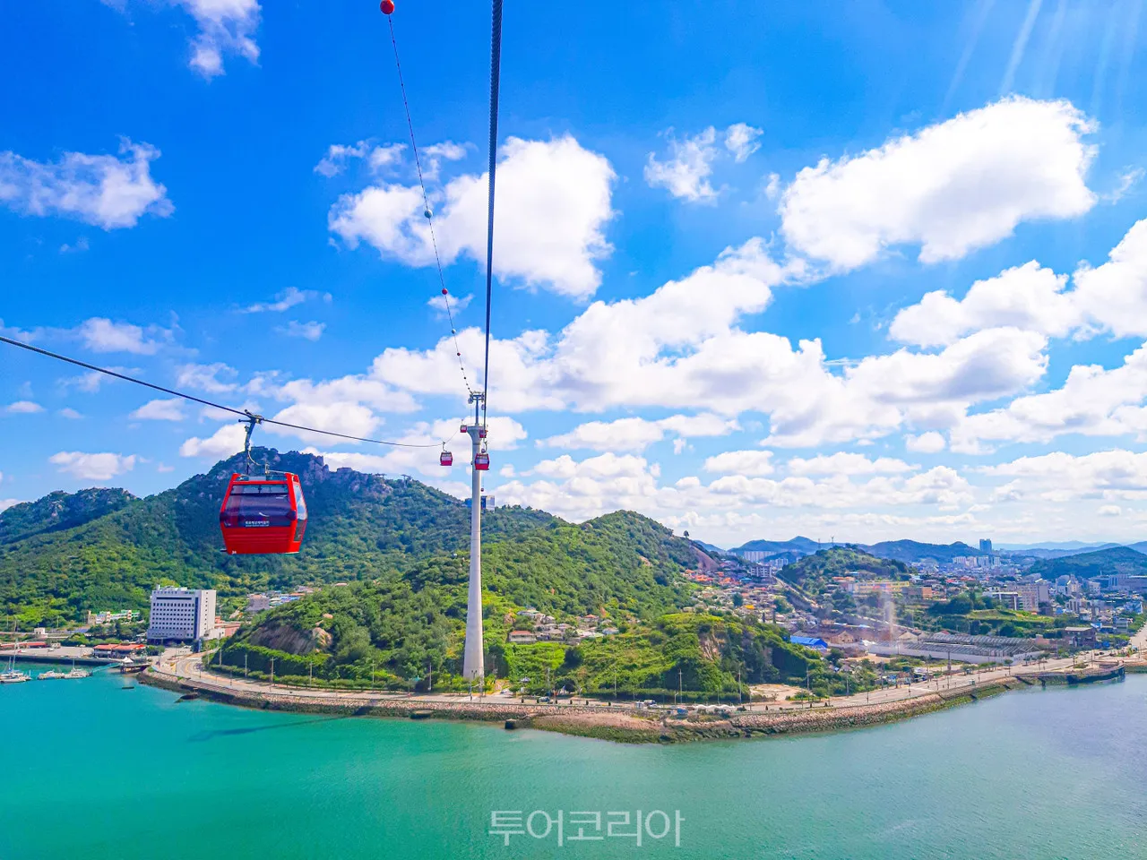 Du lịch Mokpo đang “gây sốt”: Đi cáp treo ngắm biển, tản bộ trên Skywalk giữa đại dương