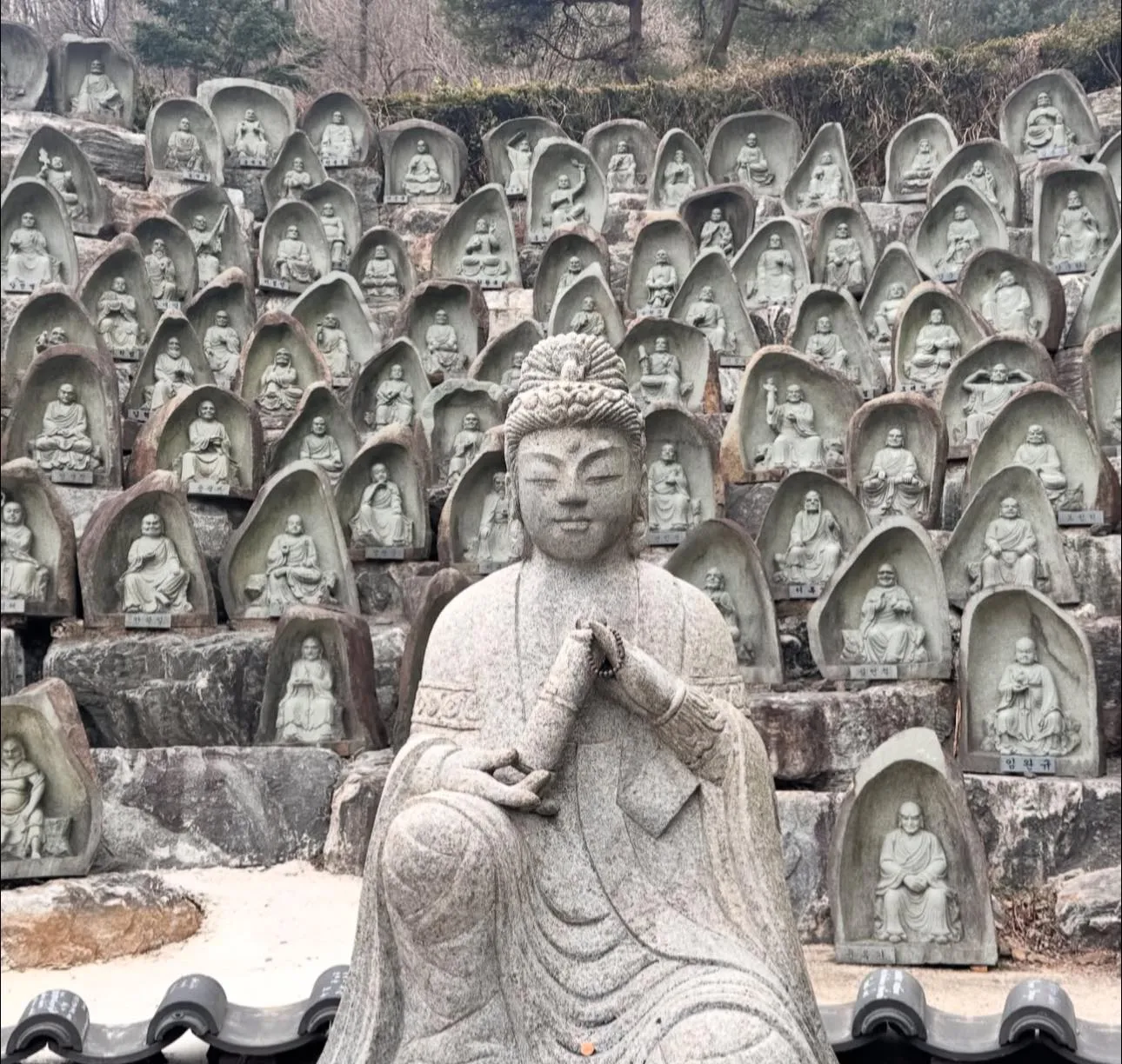 Wawujeongsa: Ngôi chùa của những kỷ lục và sự thanh tịnh 🏯🙏