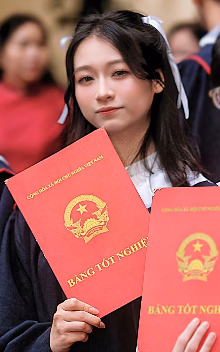 Nữ sinh Việt Nam đạt SAT tuyệt đối và thủ khoa toàn quốc từ chối Ivy League để chọn KAIST, tiết lộ lý do gây chú ý