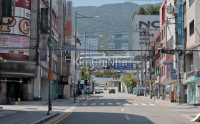 “Việc làm, hội chợ tuyển dụng, nhóm ôn thi đều ở Seoul”… Đại học Busan mỗi năm hơn 1.000 sinh viên bỏ học