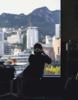 Coffee & Cigarettes – Một lát cắt phim độc lập giữa lòng Seoul