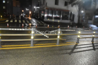 Người đàn ông vượt dải phân cách mất thăng bằng ngã xuống, bị 4 xe liên tiếp đâm tử vong