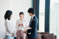Thực tập ở tập đoàn với công ty vừa nhỏ ở Hàn: So sánh ưu, nhược