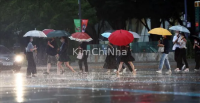Trung tâm Hàn Quốc hứng mưa lớn kỷ lục, dự báo thêm 200mm đến sáng mai