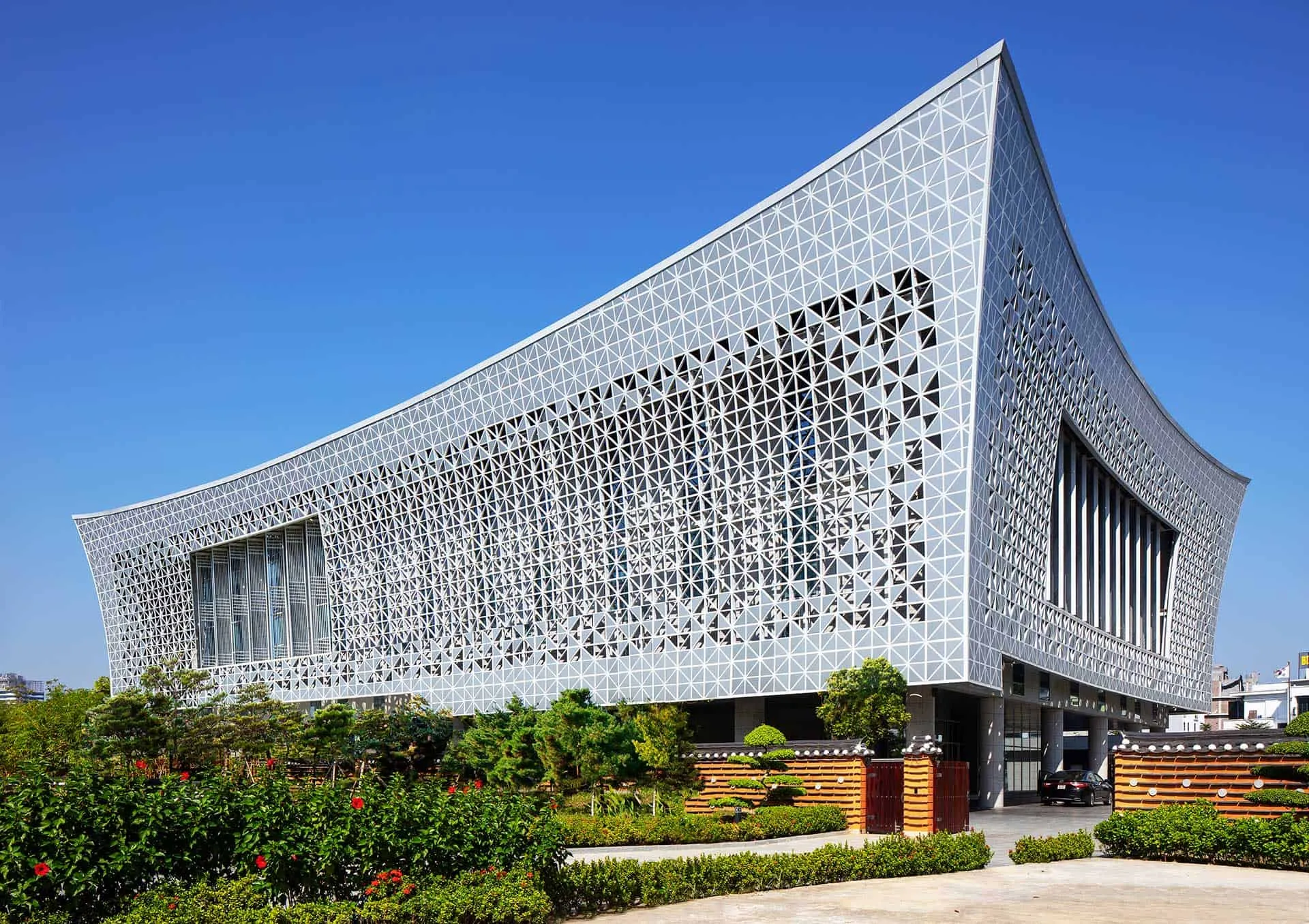 Hướng Dẫn Mời Bố Mẹ Và Người Thân Của Diện Kết Hôn Định Cư Sang Hàn Quốc Mới Nhất