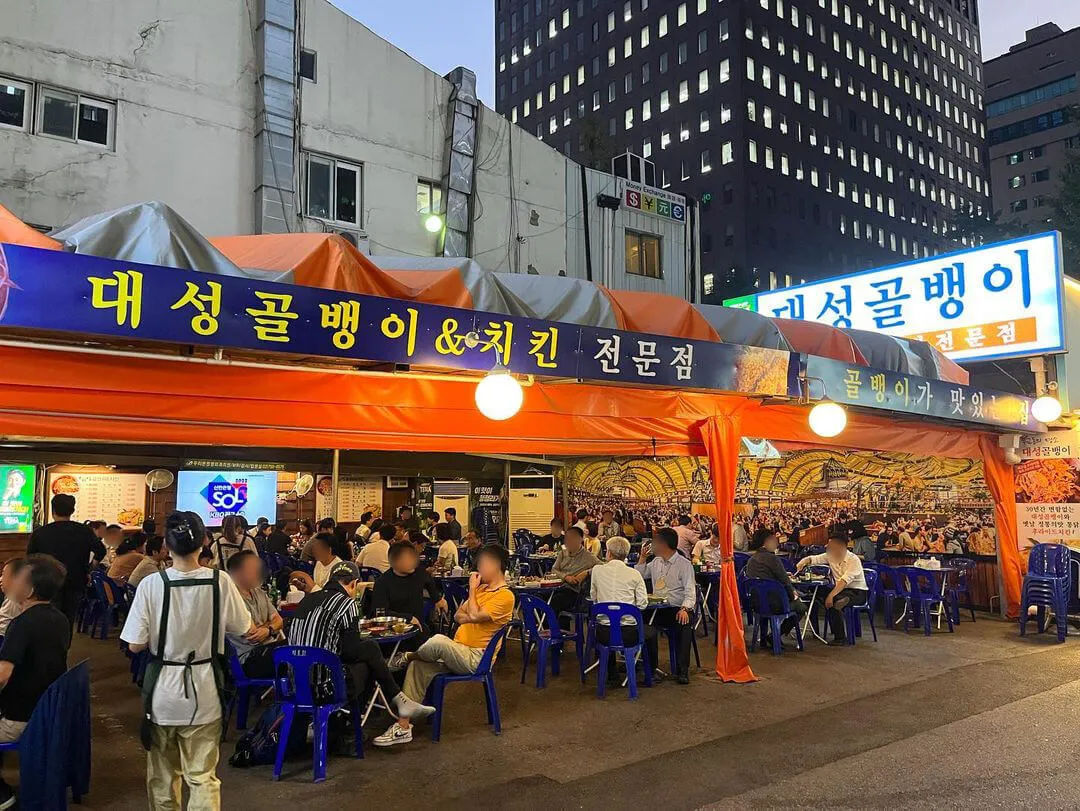 Trời càng nóng càng thèm bia lạnh! Top 5 quán bia cực hot ở Seoul không thể bỏ lỡ mùa hè này