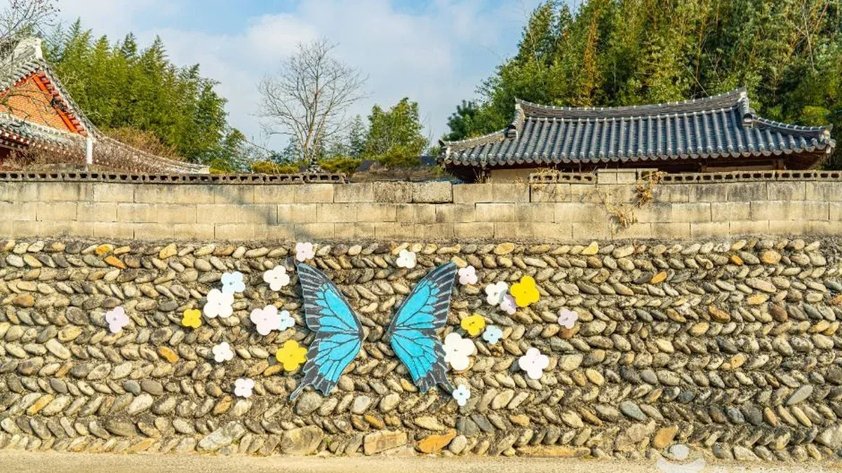 Chỗ nghỉ tại làng Daepo (Sancheong), Jeonnam: Nơi nghỉ ngơi thoải mái ngay cả trong mùa hè và mùa mưa.