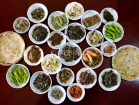 Banchan – Linh hồn của bữa cơm Hàn đang dần biến mất