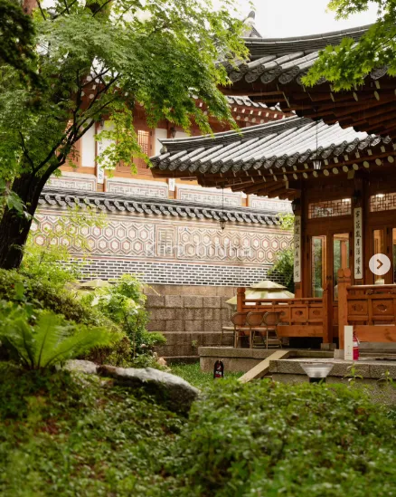 Dongbaekheon Cafe