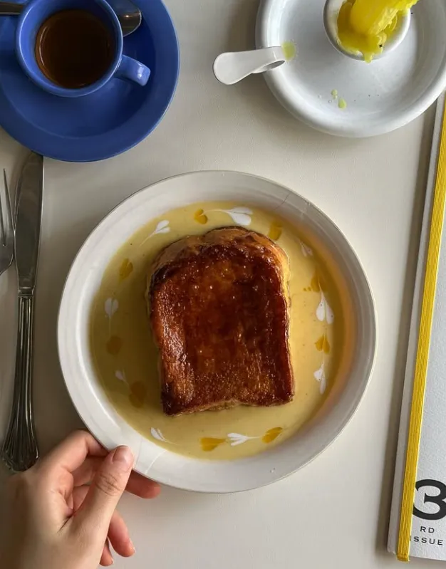 REVIEW PAIN PERDU – KHI FRENCH TOAST NƯỚNG LÒ CỦI TRỞ THÀNH "CƠN SỐT" TẠI YEONNAM-DONG 🥖🔥