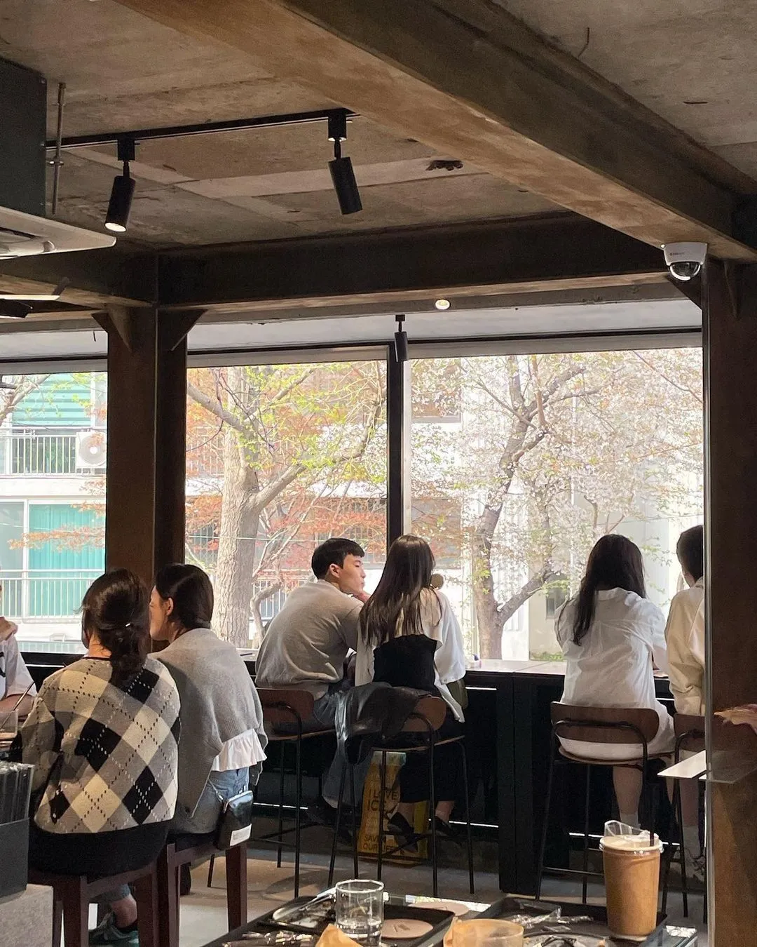 TÌM NGƯỜI YÊU Ở SEOUL