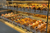 Quán Knotted Anguk Donut siêu xinh, vừa ngắm nhà cổ vừa ăn donut kem sữa